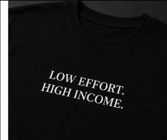 SIGNATURE TEE  -  BLACK